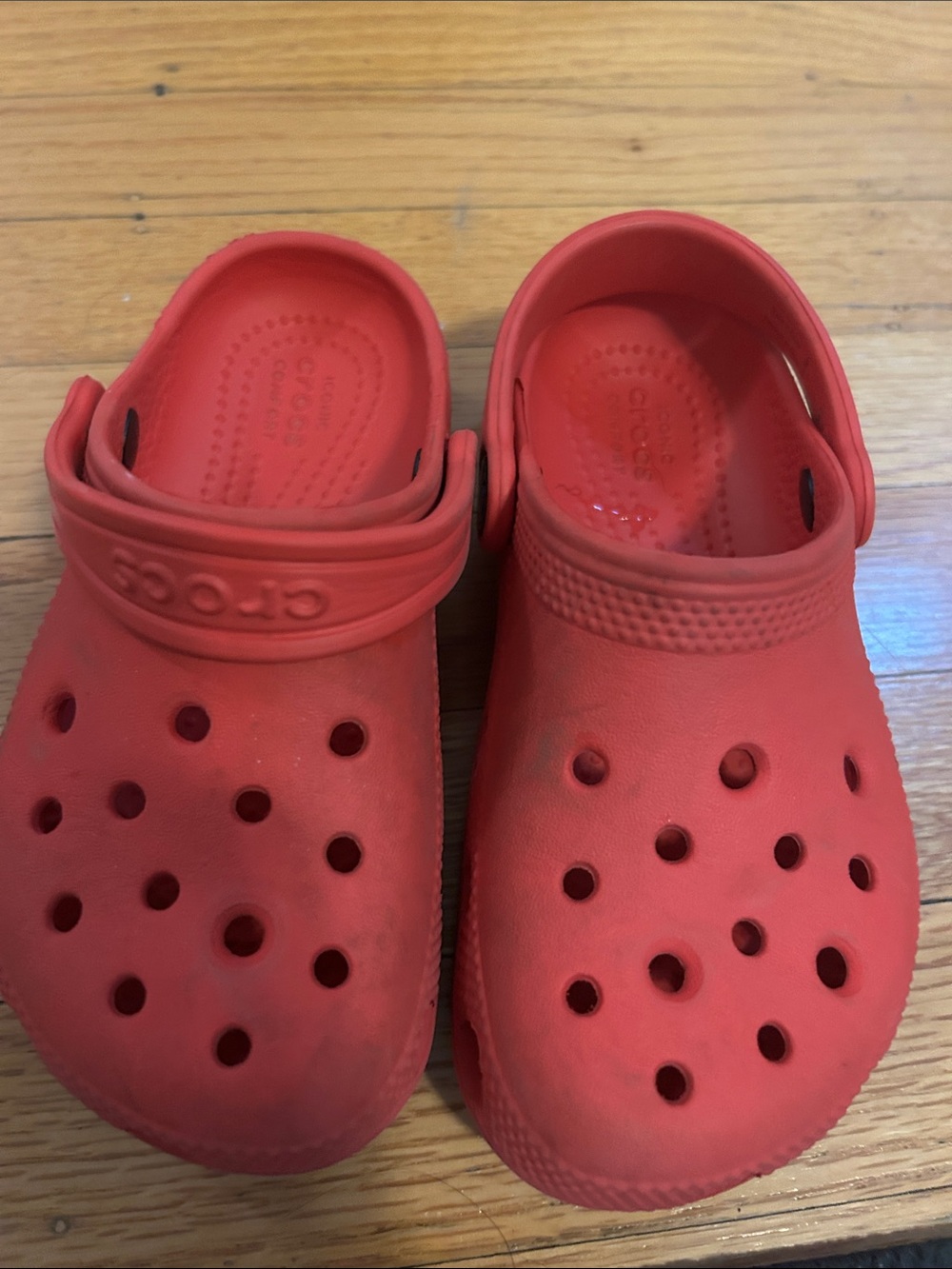 CROCS Kids Classic Clog in Red